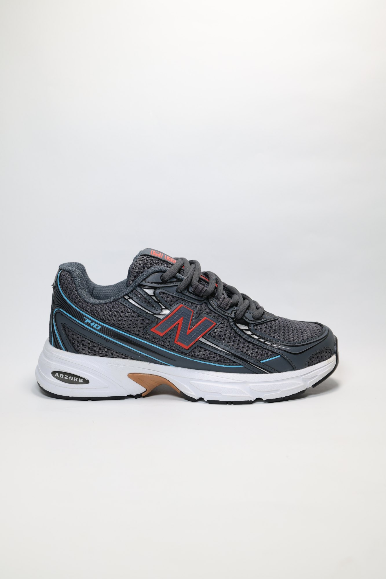 New Balance 740
